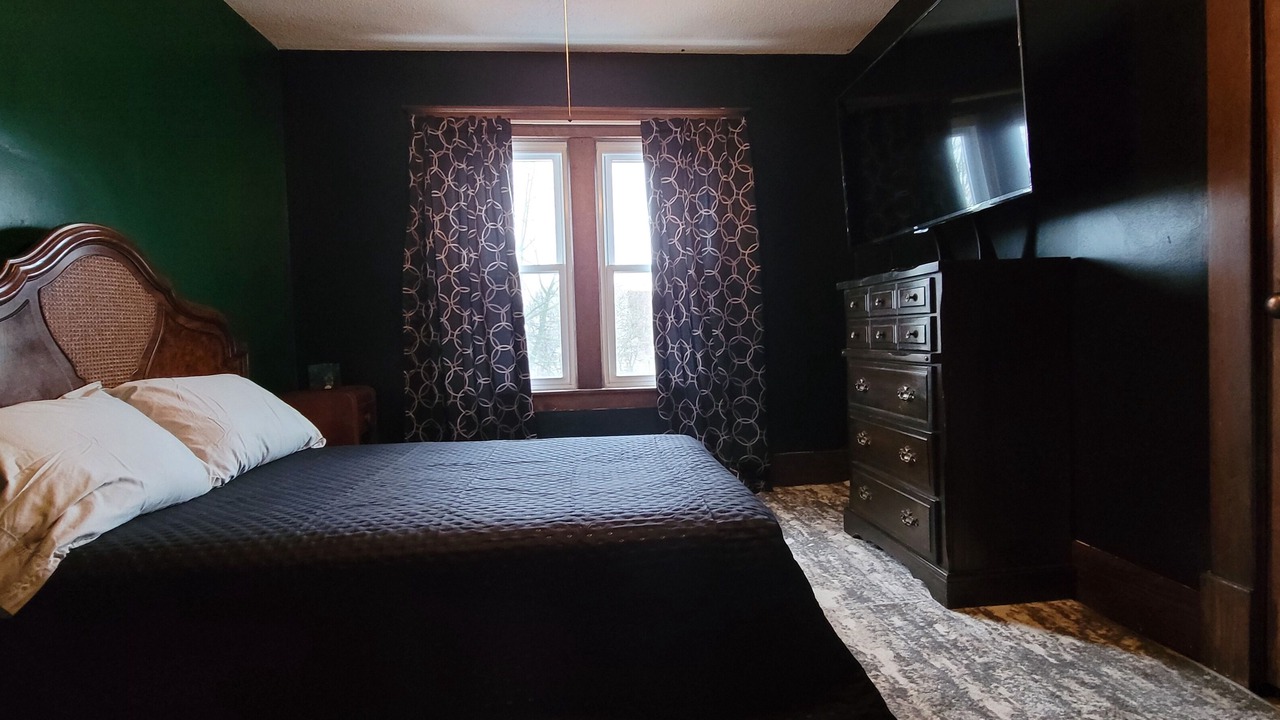 Photo of Bedroom in Olney