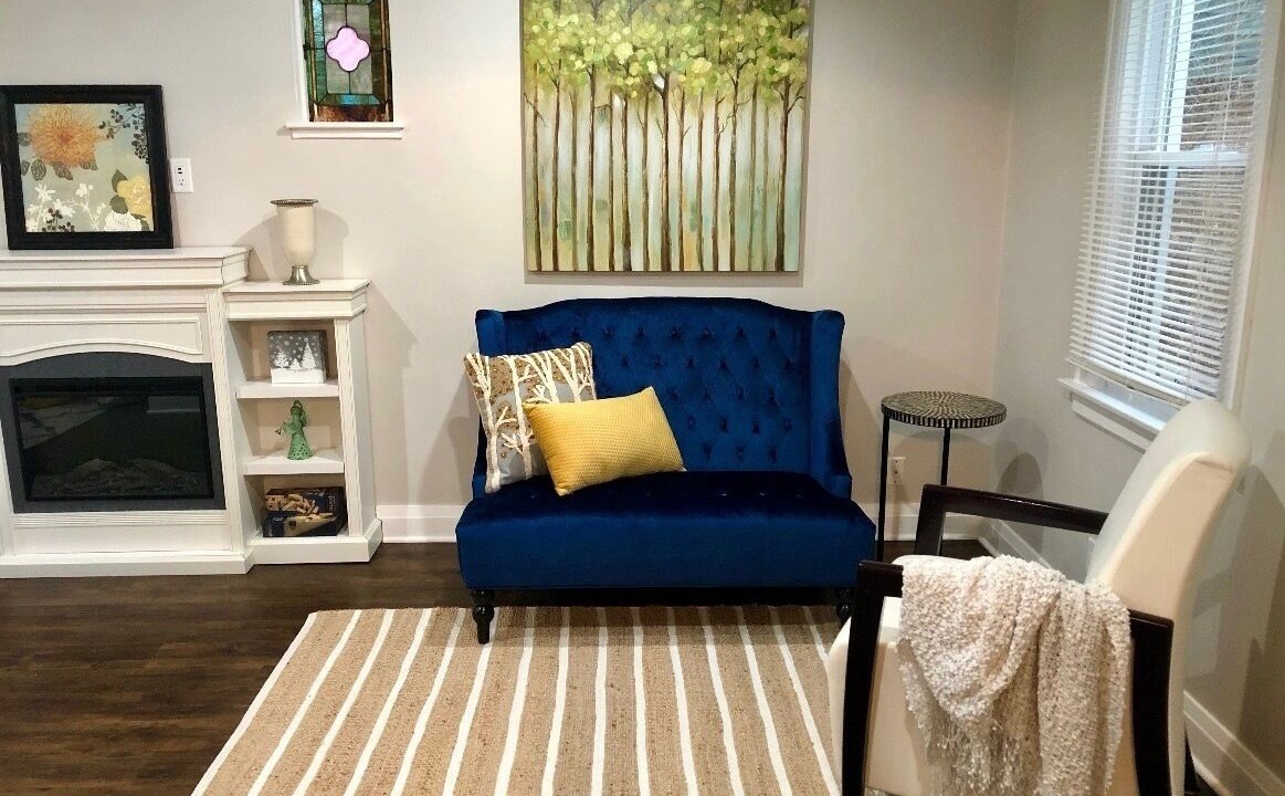 Photo of Livingroom in Glen Ellyn