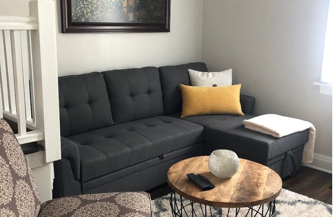 Photo of Livingroom in Glen Ellyn