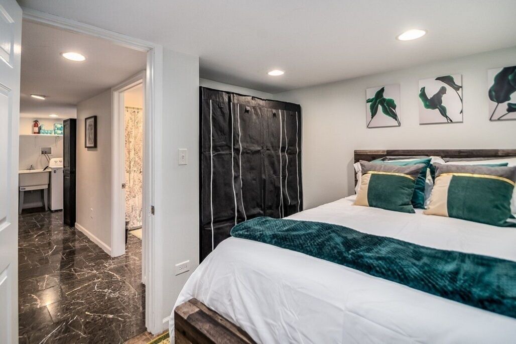 Photo of Bedroom in Villa Park