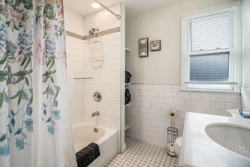 Photo of Bathroom in Villa Park