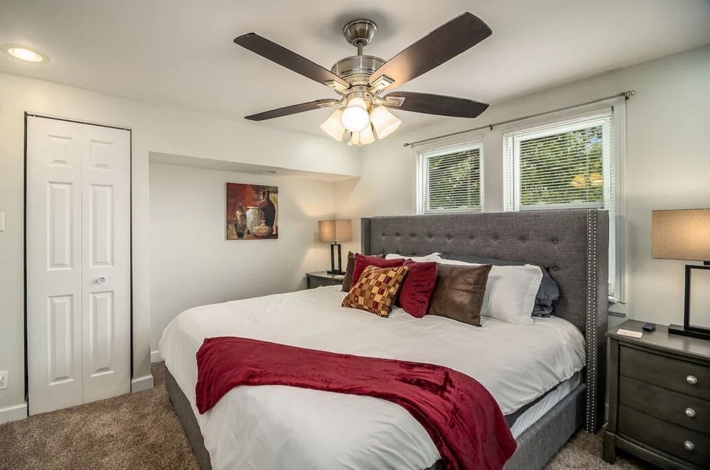 Photo of Bedroom in Villa Park