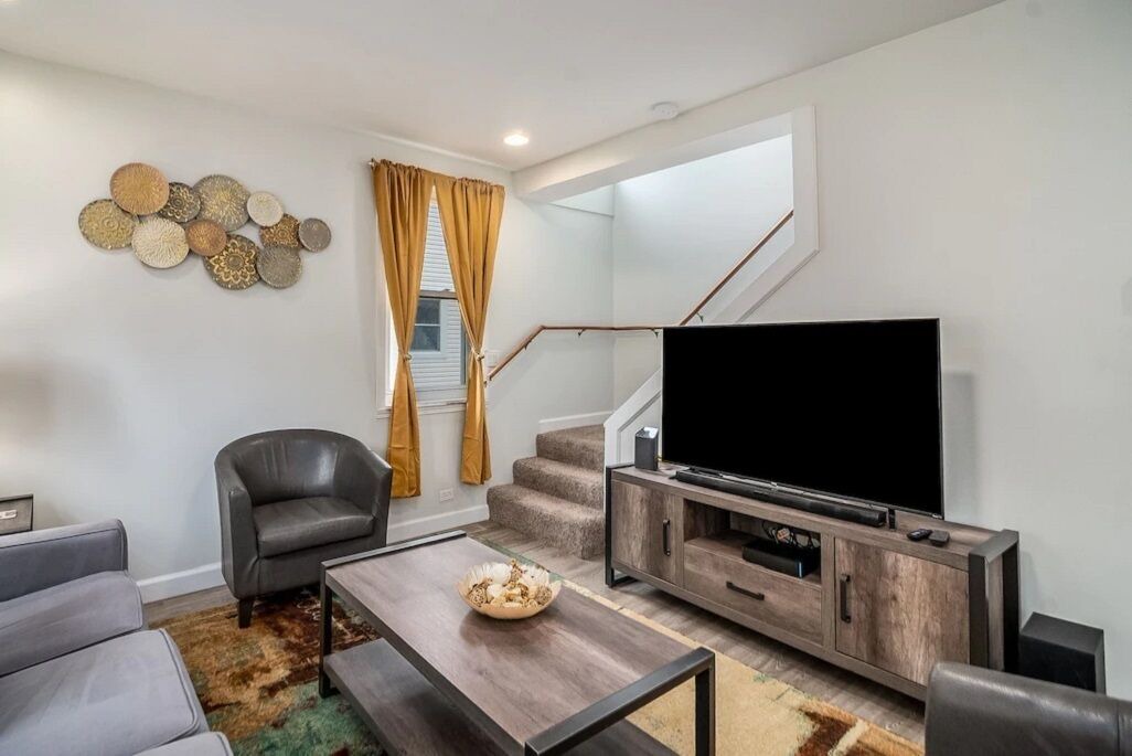 Photo of Livingroom in Villa Park