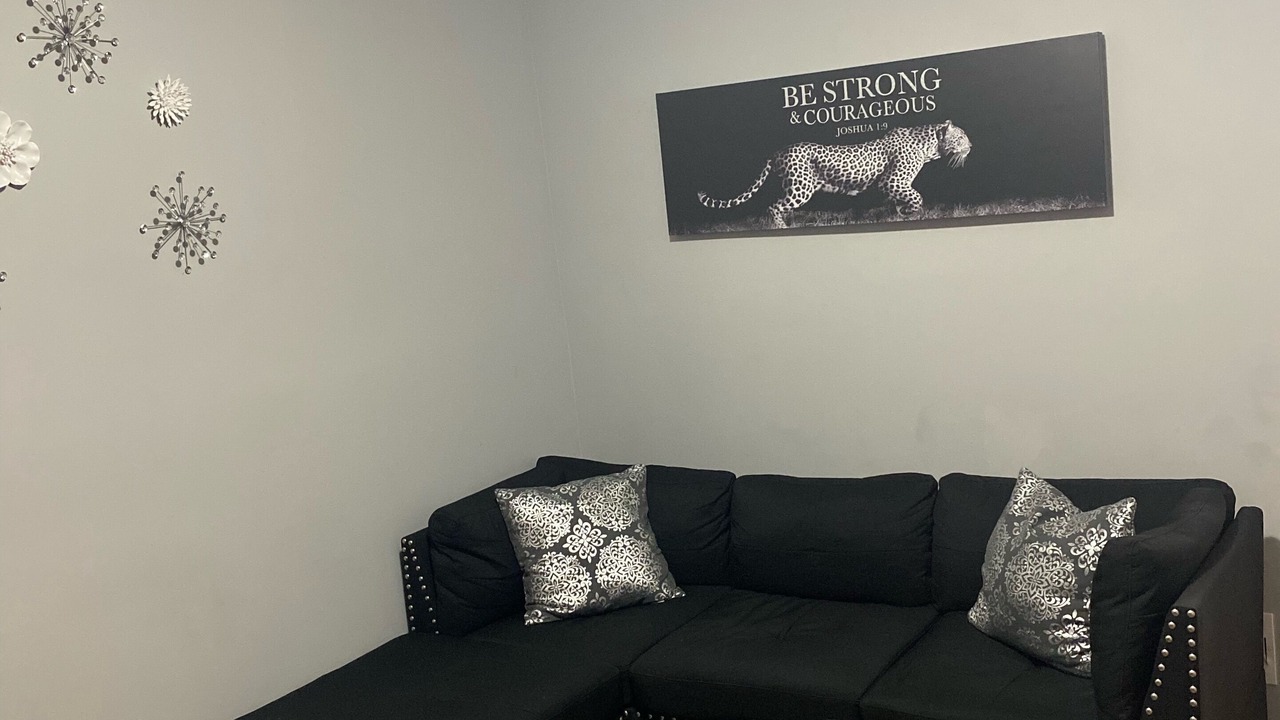 Photo of Livingroom in Greater Grand Crossing