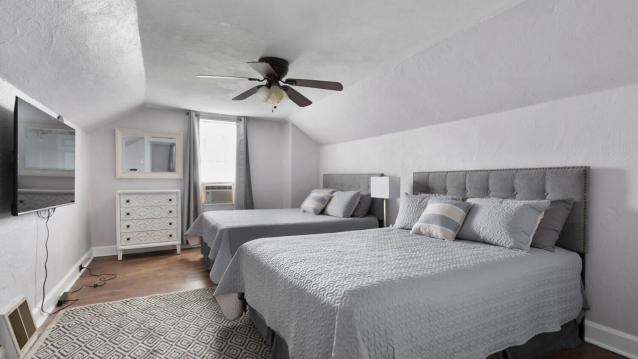 Photo of Bedroom in Belleville