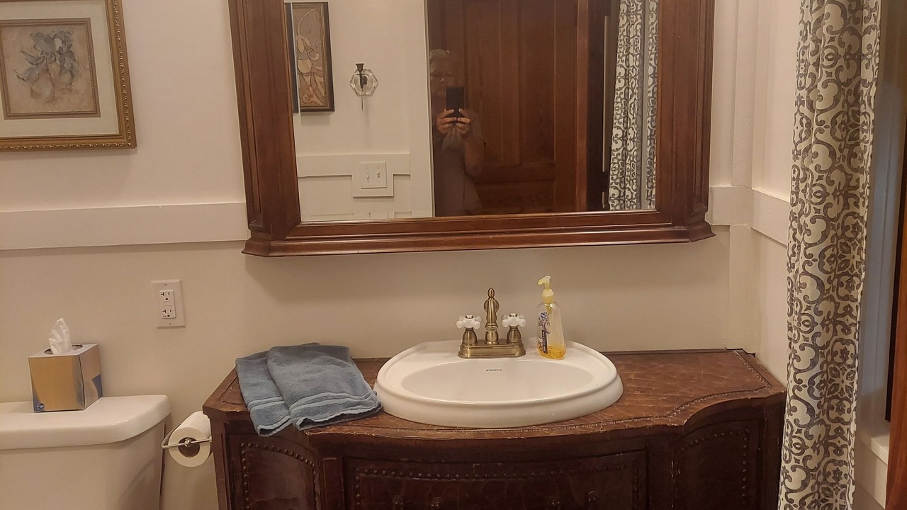 Photo of Bedroom in Eleroy