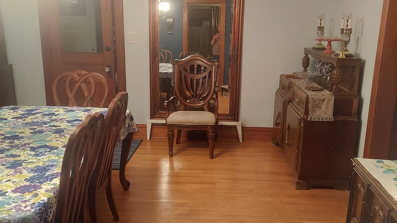 Photo of Bedroom in Eleroy