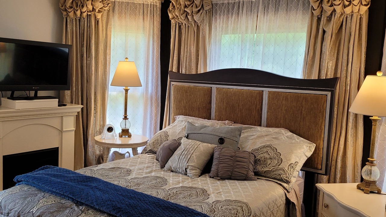 Photo of Bedroom in Eleroy