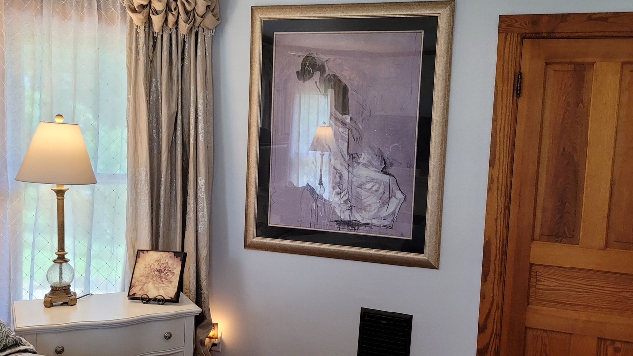 Photo of Bedroom in Eleroy