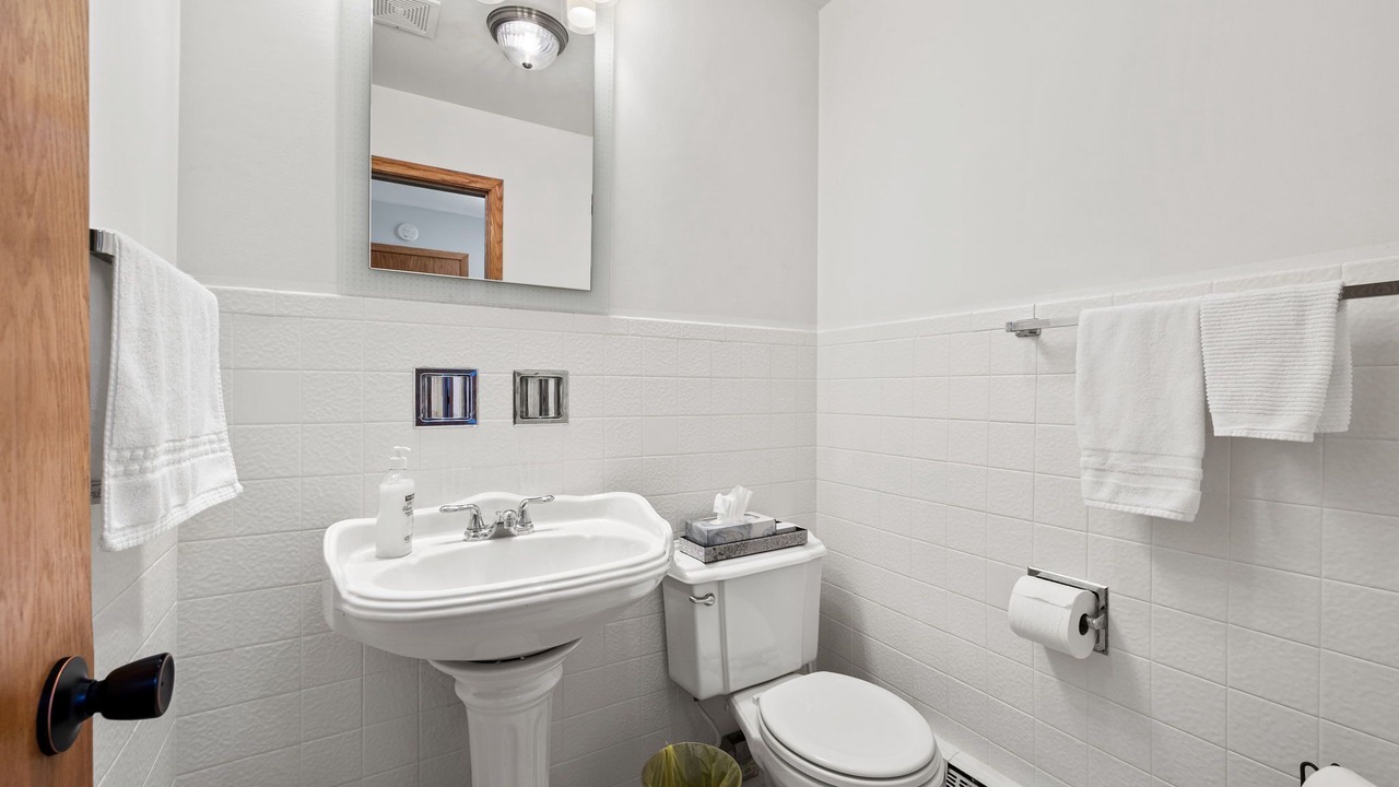 Photo of Bathroom in Dunning