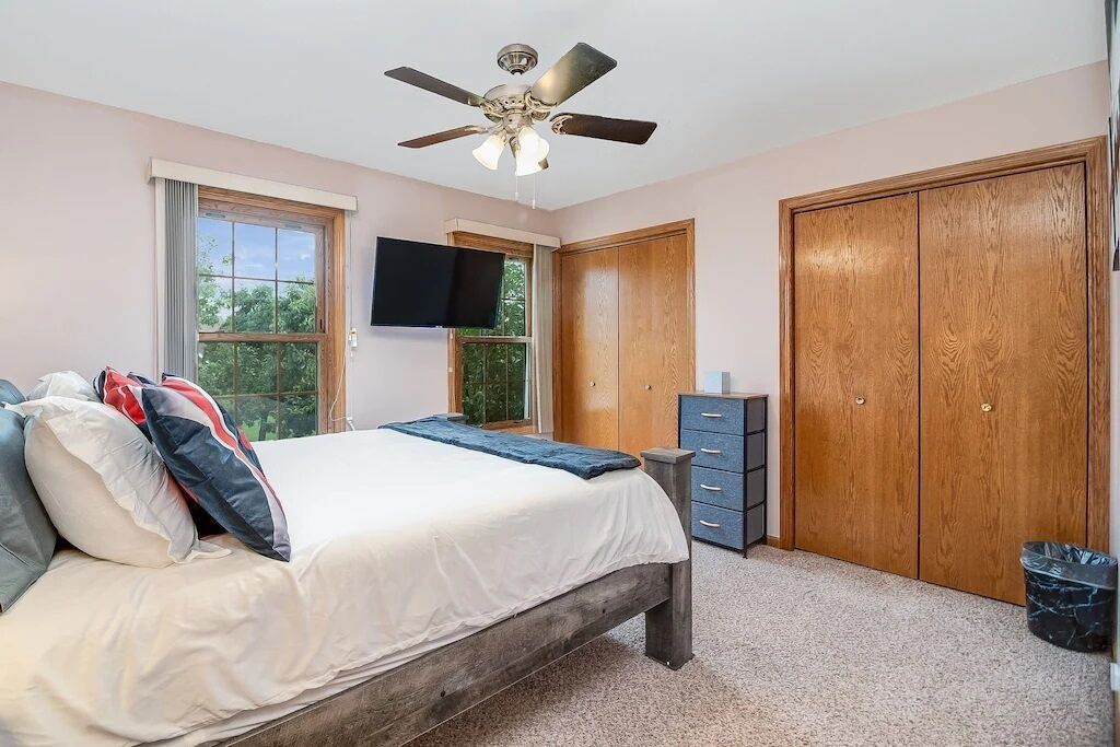 Photo of Bedroom in Woodridge