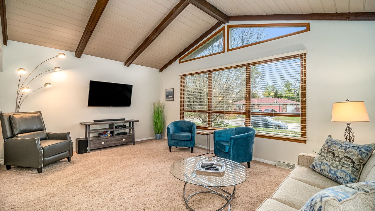 Photo of Livingroom in Elgin