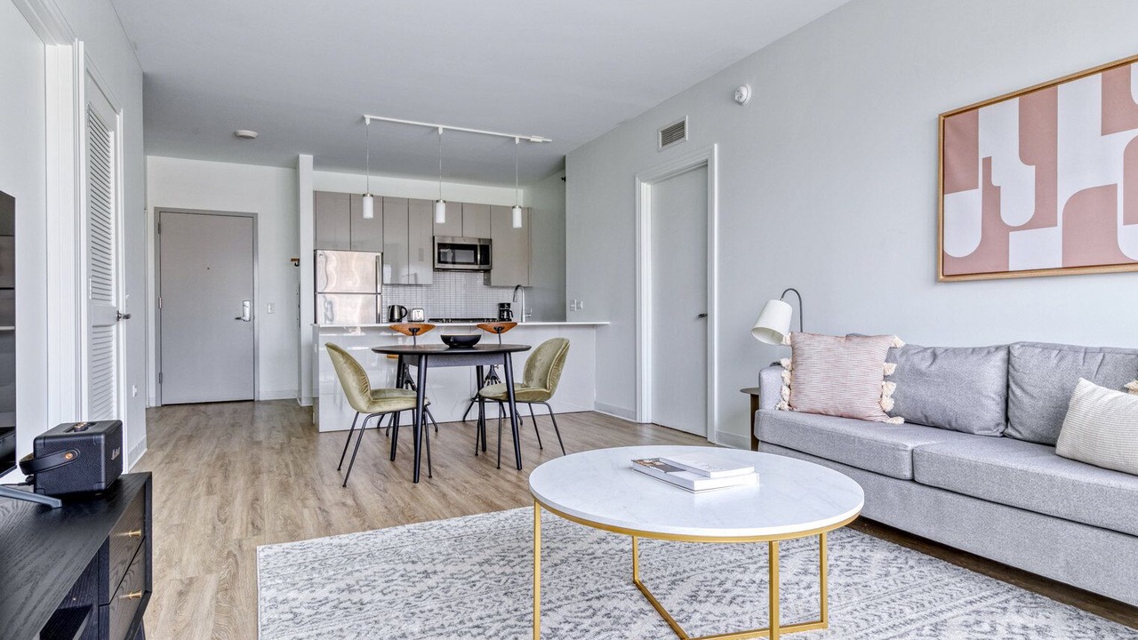 Photo of Livingroom in West Loop