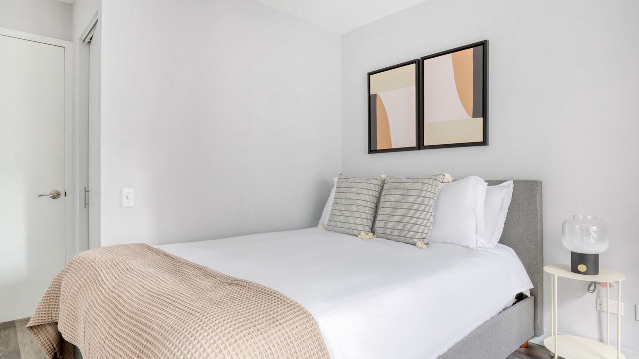 Photo of Bedroom in Rush and Division