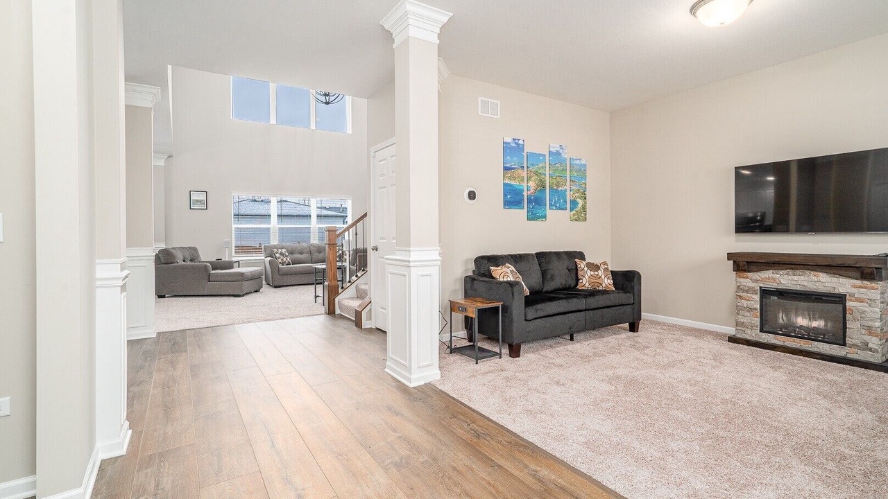 Photo of Livingroom in Fox Valley
