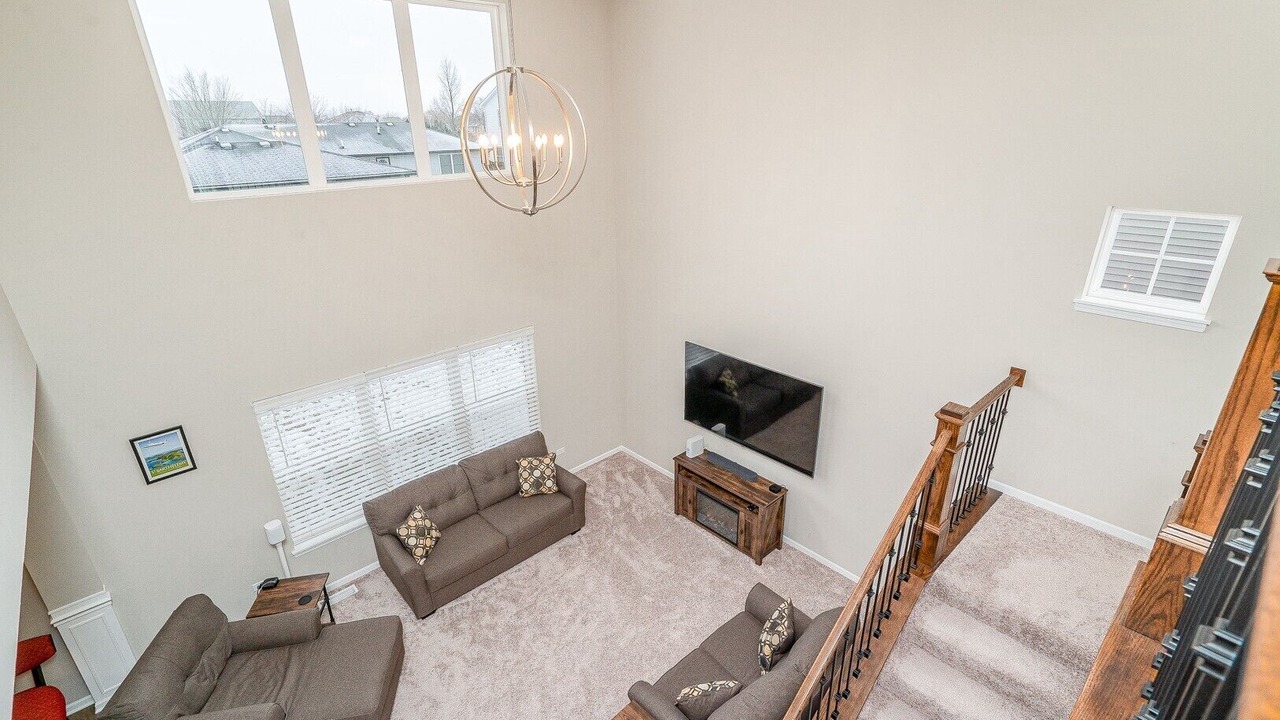 Photo of Livingroom in Fox Valley