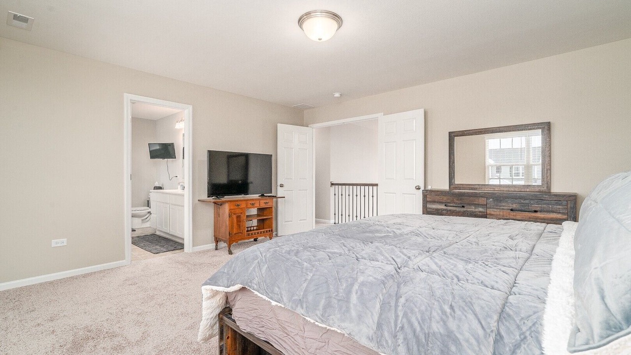 Photo of Bedroom in Fox Valley