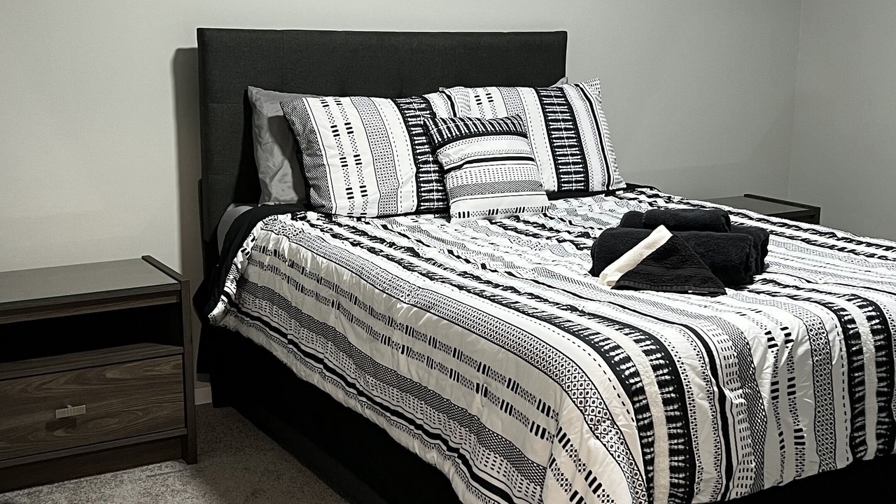 Photo of Bedroom in Mundelein