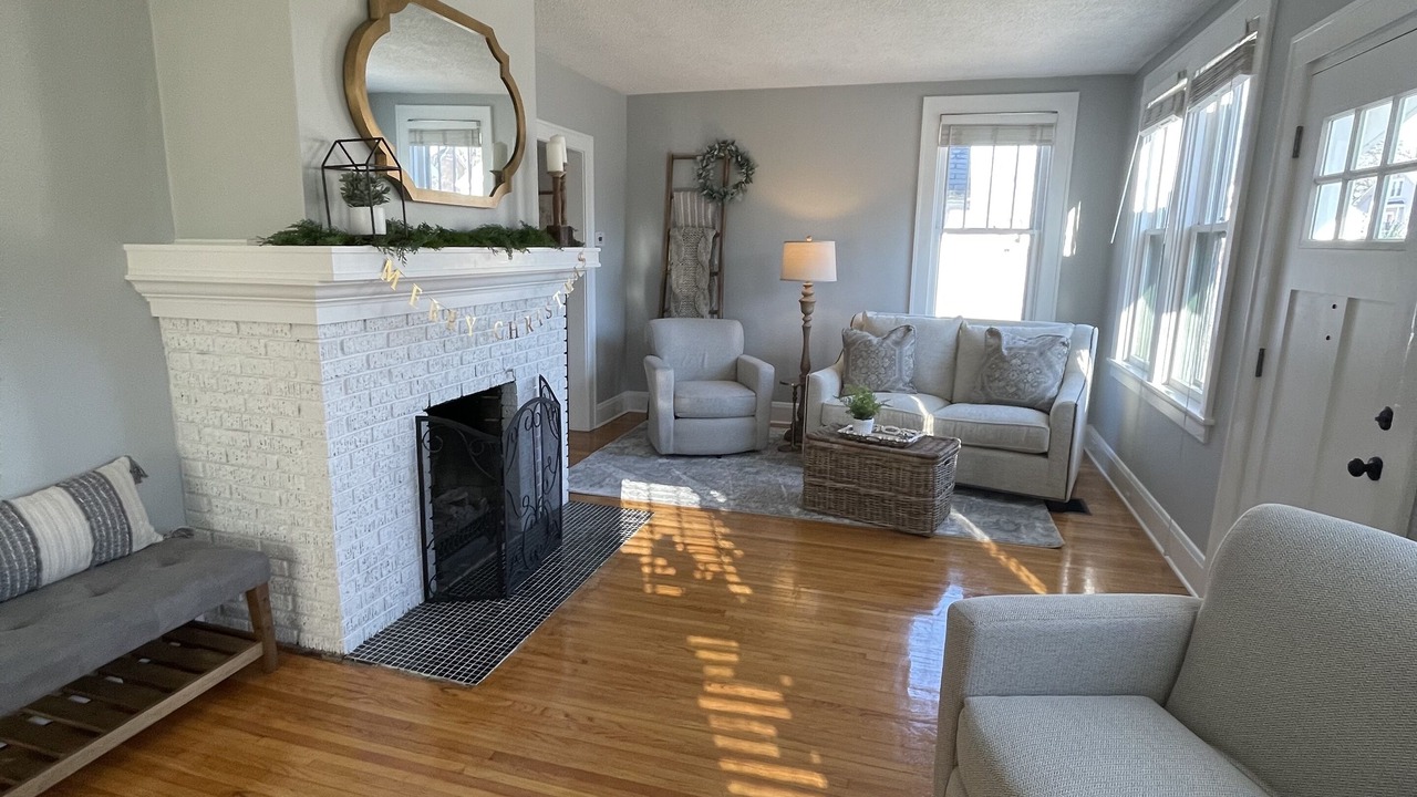 Photo of Livingroom in Quincy