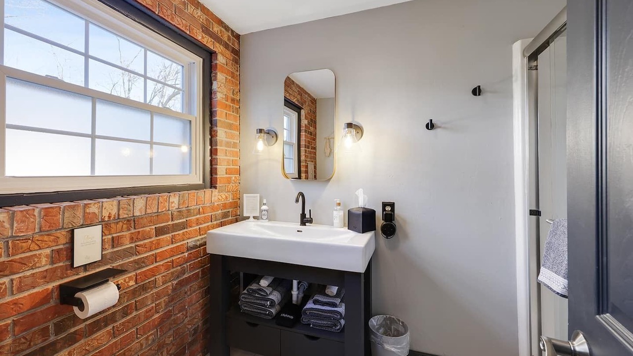 Photo of Bathroom in Shelbyville