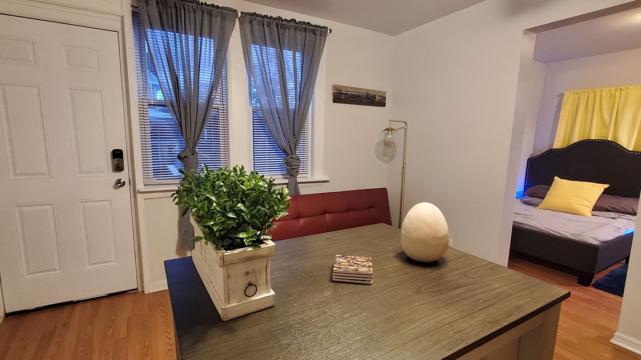 Photo of Bedroom in Old Irving Park