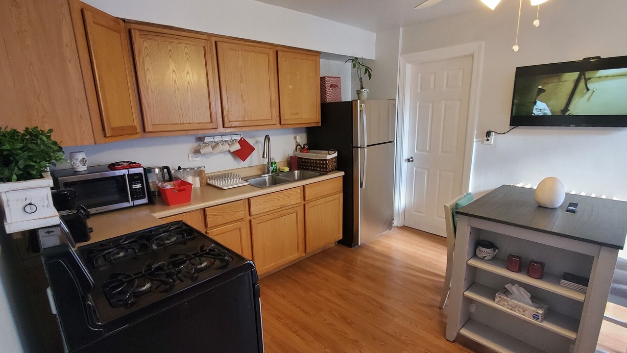 Photo of Kitchen in Old Irving Park