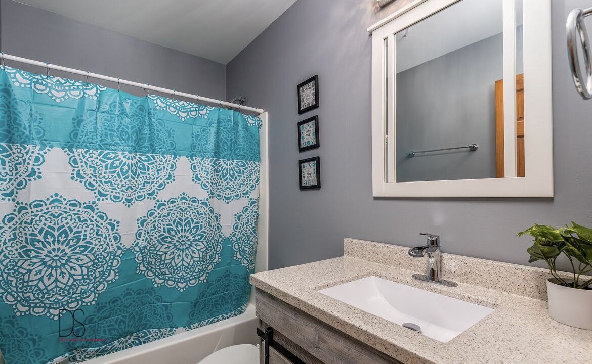 Photo of Bathroom in Graymont