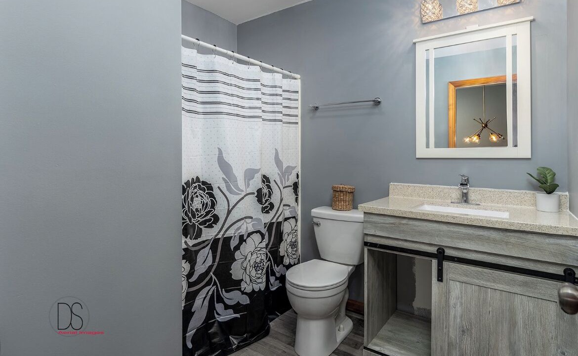 Photo of Bathroom in Graymont