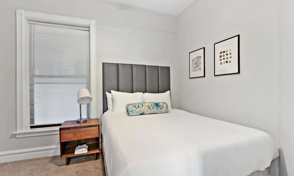Photo of Bedroom in North Center