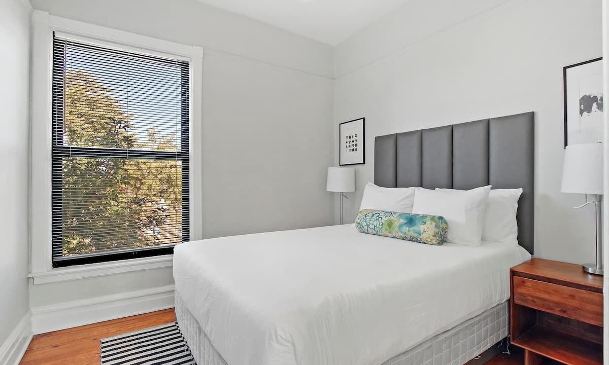 Photo of Bedroom in North Center