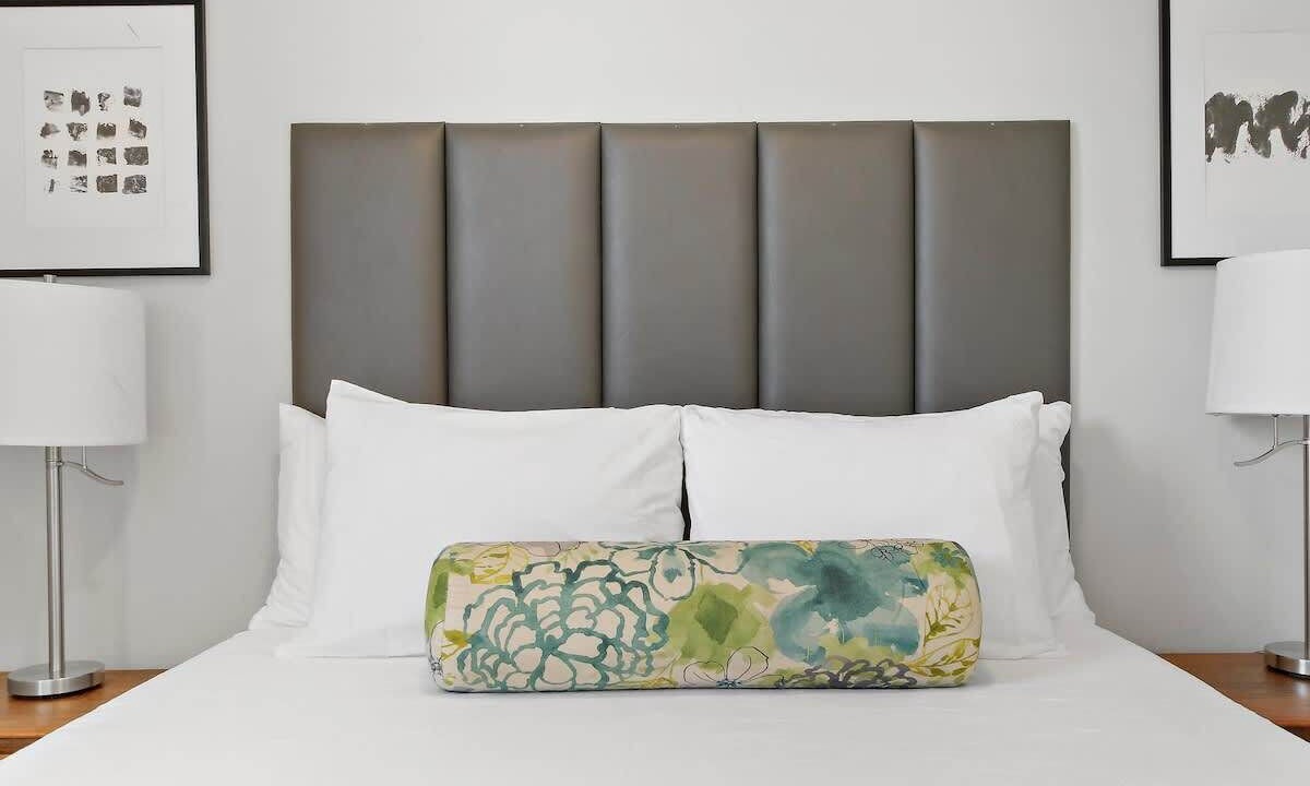 Photo of Bedroom in North Center