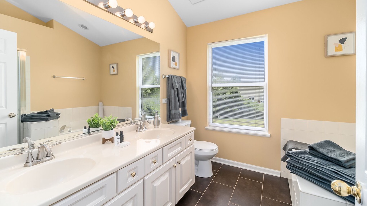 Photo of Bathroom in Fox Valley