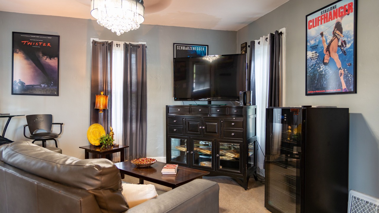 Photo of Livingroom in Godfrey