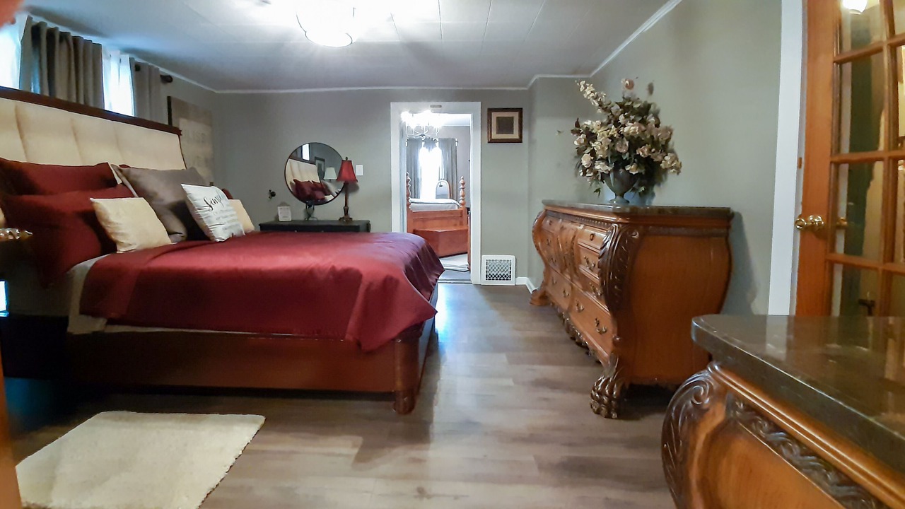 Photo of Bedroom in Godfrey