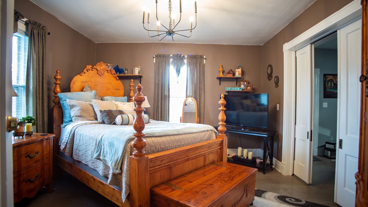 Photo of Bedroom in Godfrey