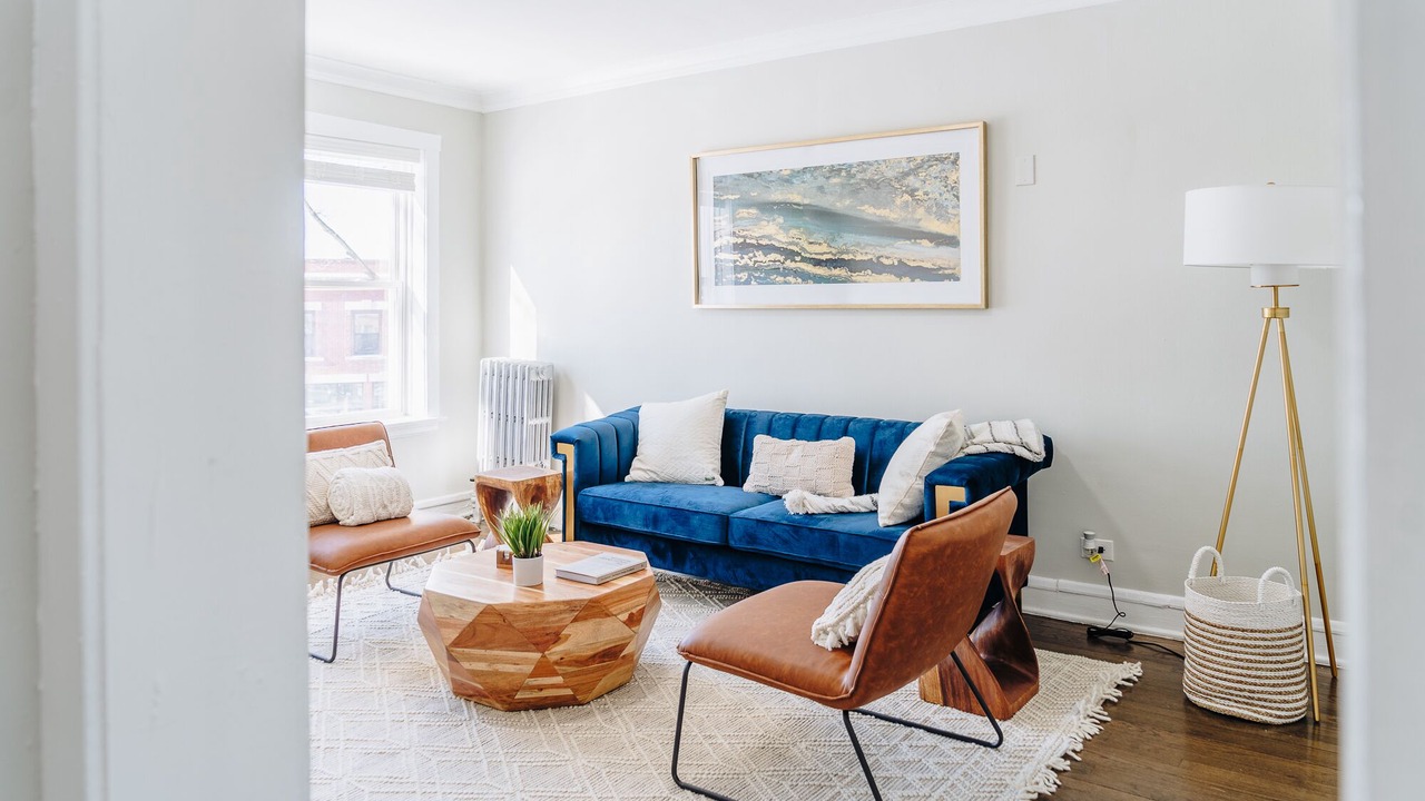 Photo of Livingroom in Ravenswood Manor