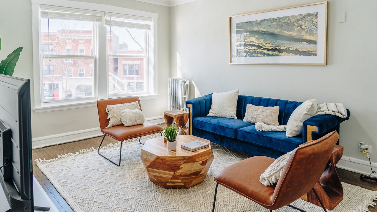 Photo of Livingroom in Ravenswood Manor