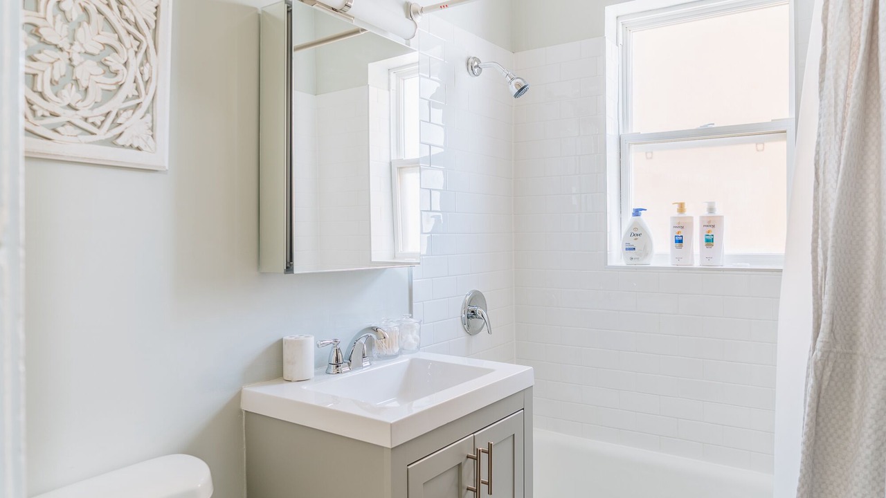 Photo of Bathroom in Ravenswood Manor