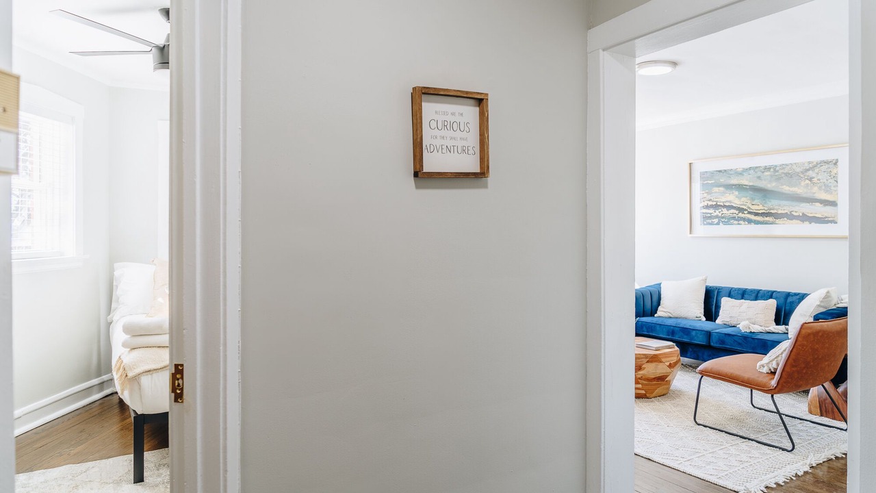 Photo of Livingroom in Ravenswood Manor