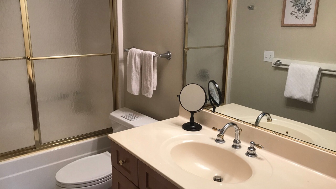 Photo of Bathroom in The Galena Territory