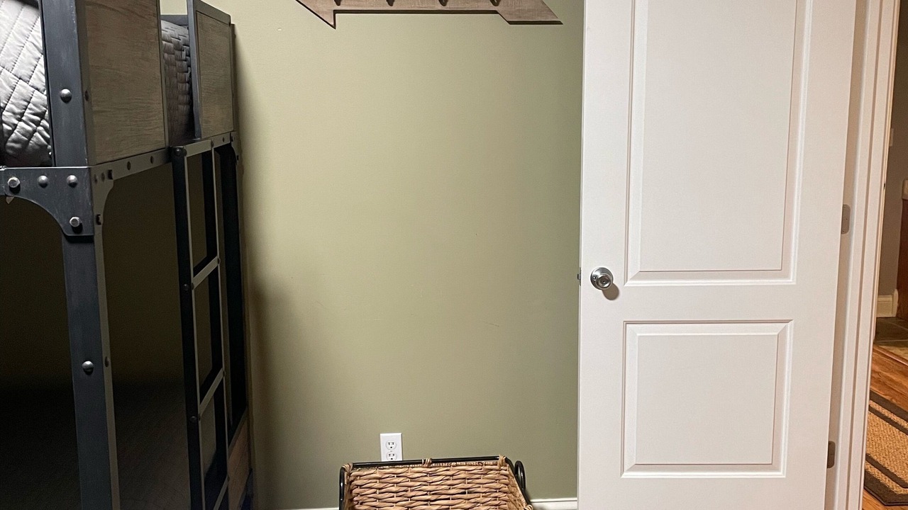 Photo of Bedroom in Metropolis