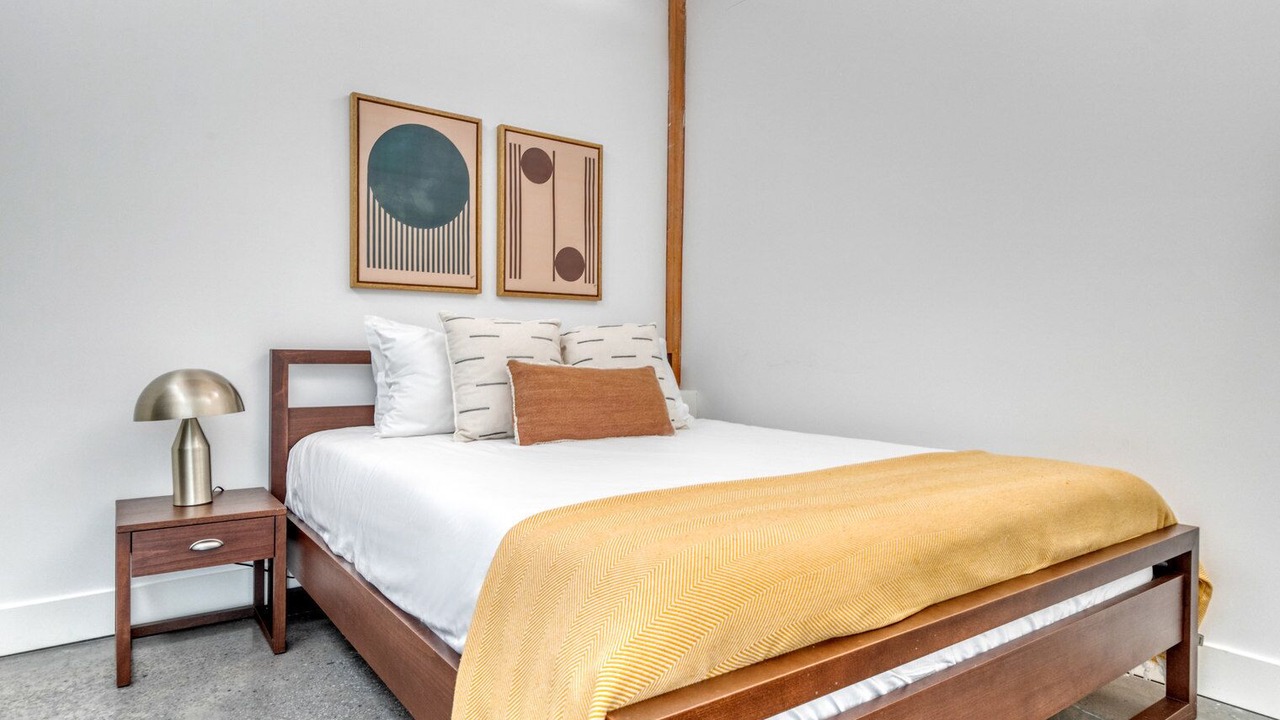 Photo of Bedroom in Sheffield Neighbors