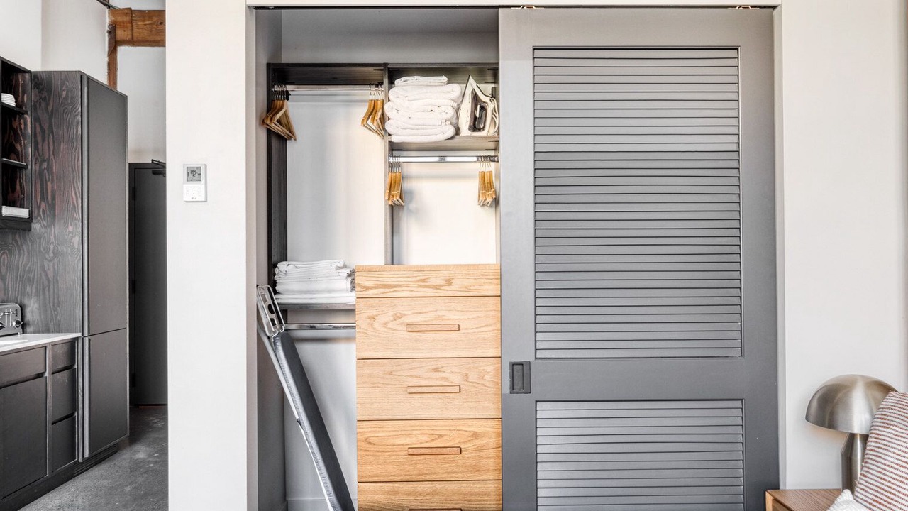 Photo of Bedroom in Sheffield Neighbors