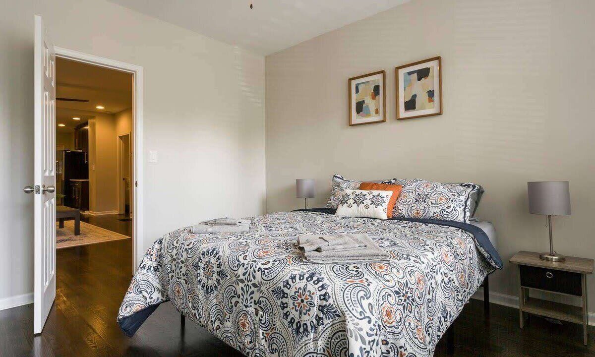 Photo of Bedroom in Roscoe Village