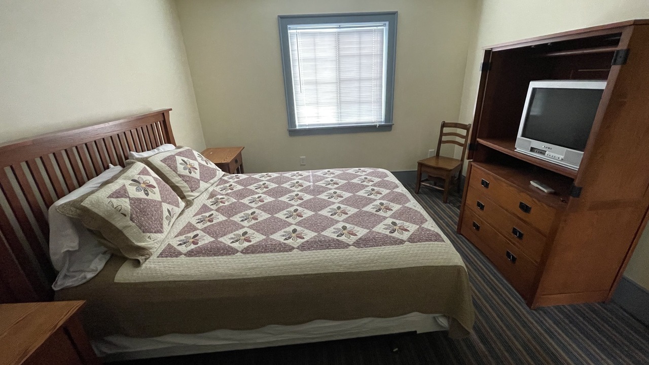 Photo of Bedroom in Nauvoo