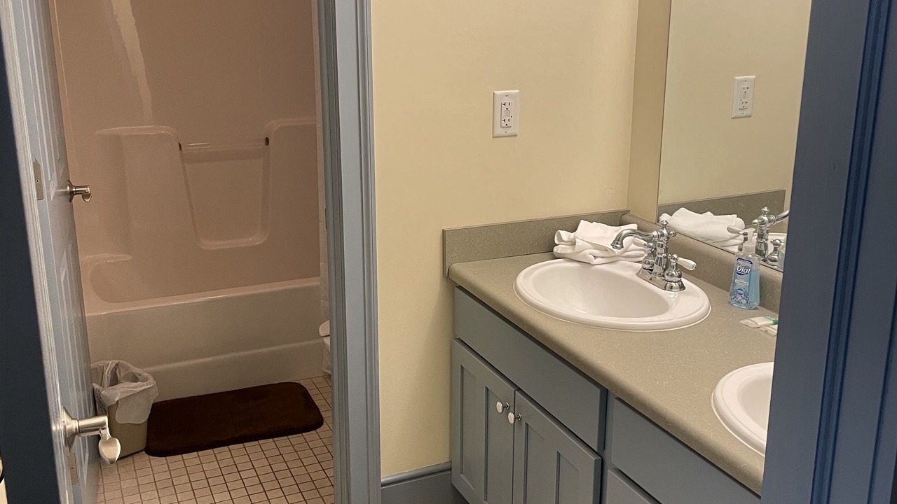 Photo of Bathroom in Nauvoo
