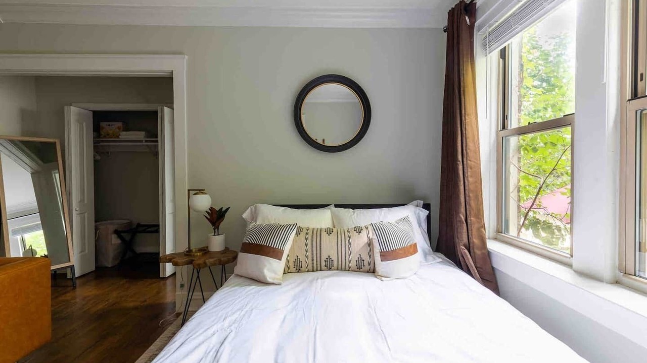 Photo of Bedroom in Ravenswood