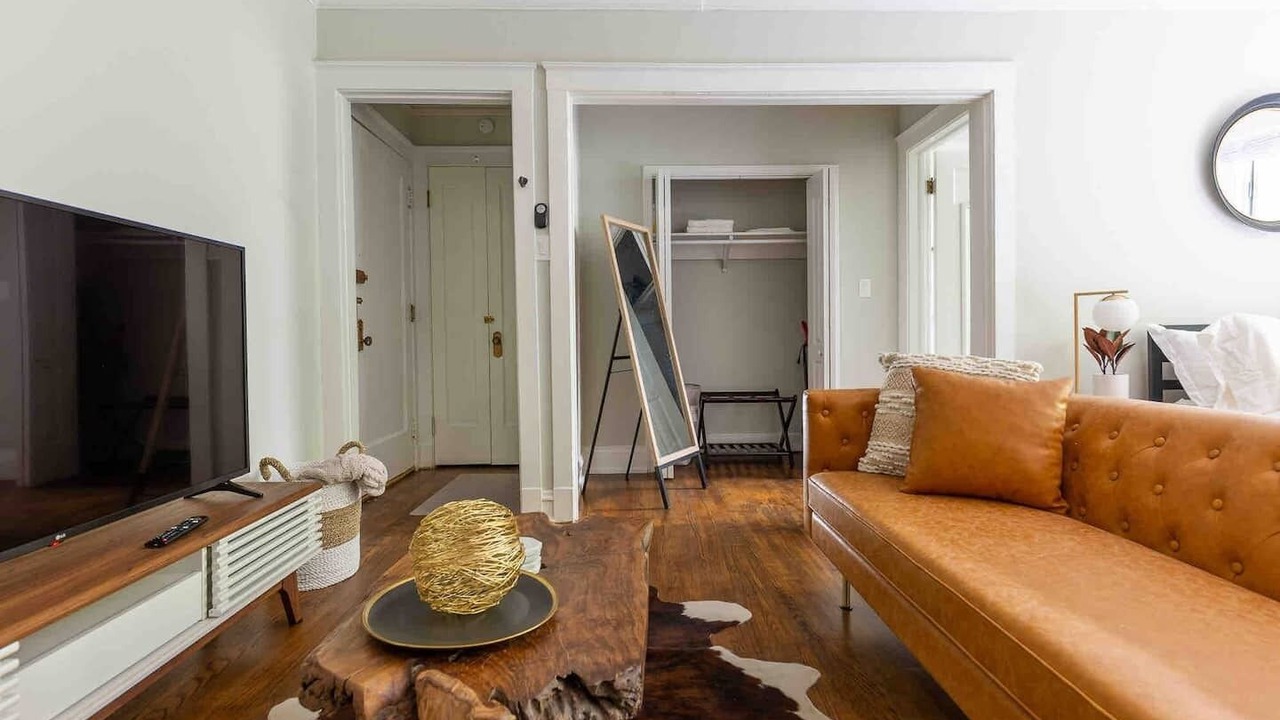Photo of Livingroom in Ravenswood