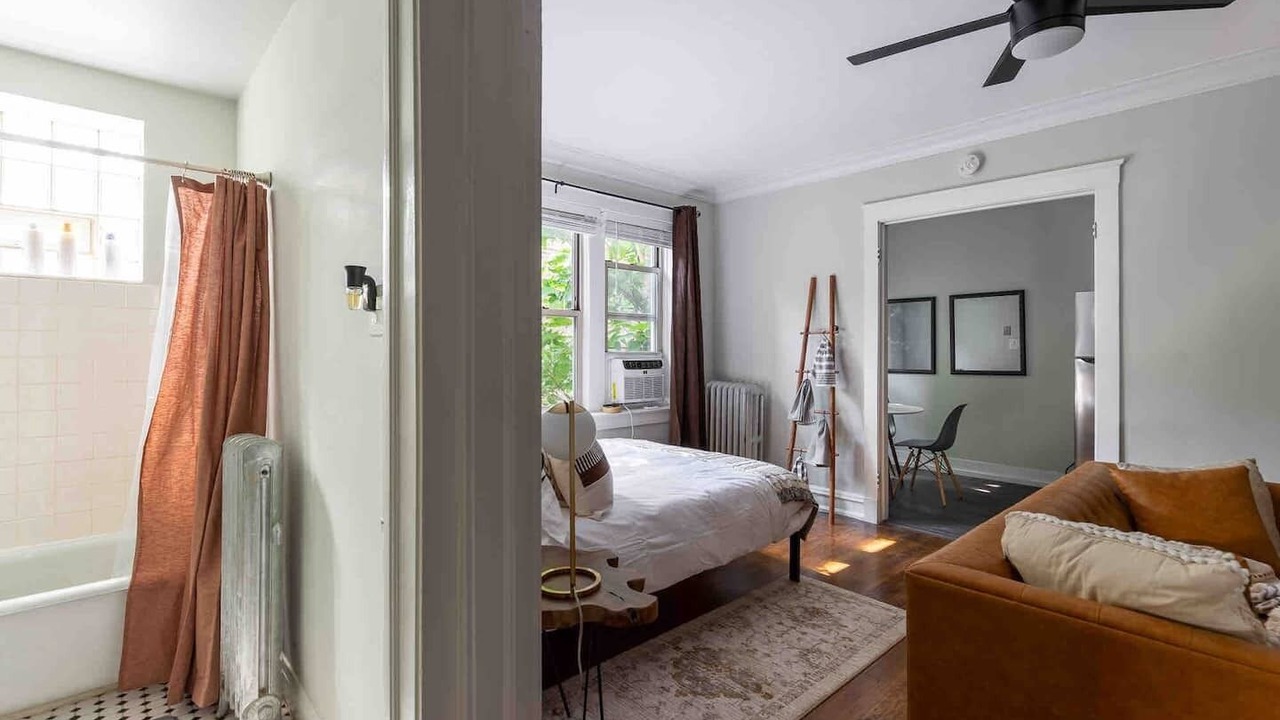 Photo of Bedroom in Ravenswood