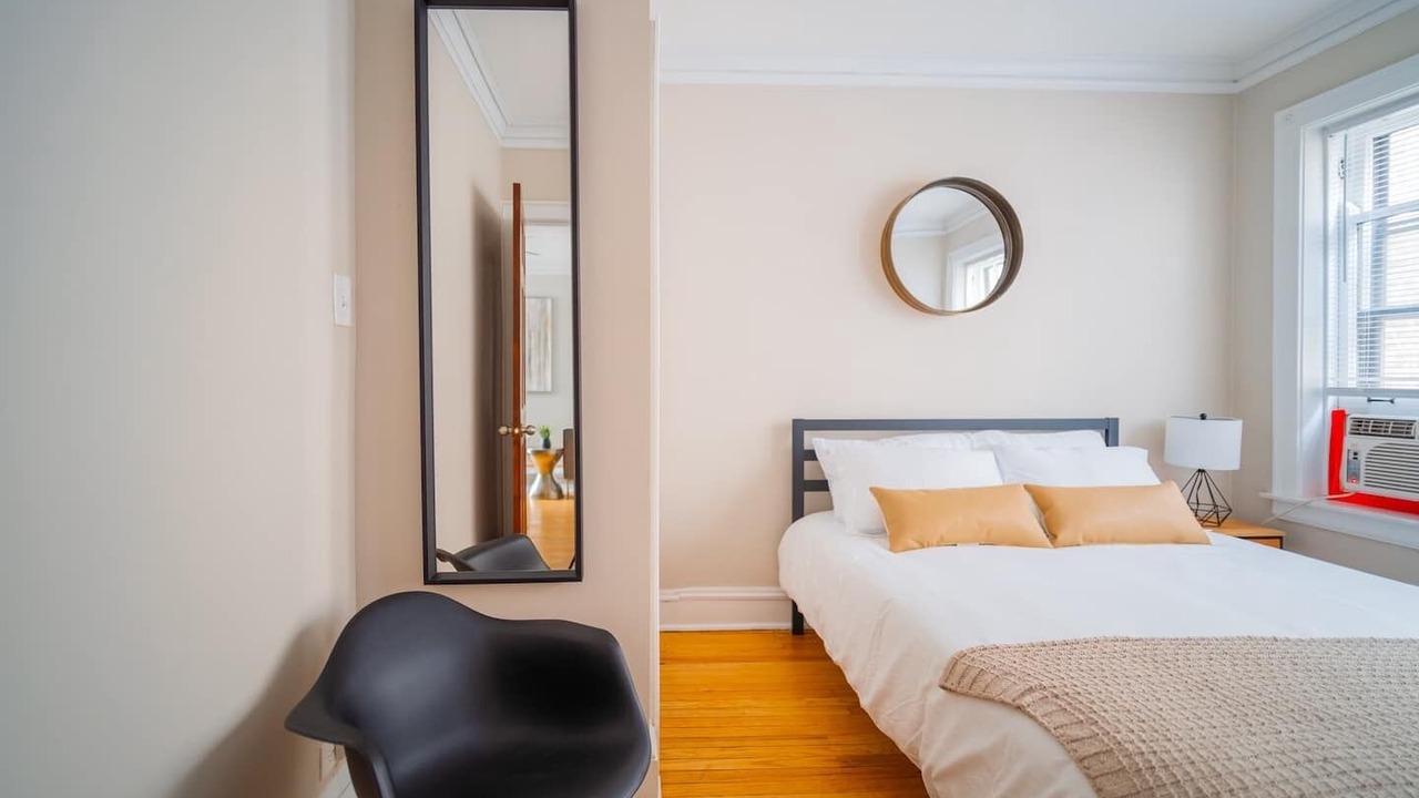 Photo of Bedroom in Ravenswood